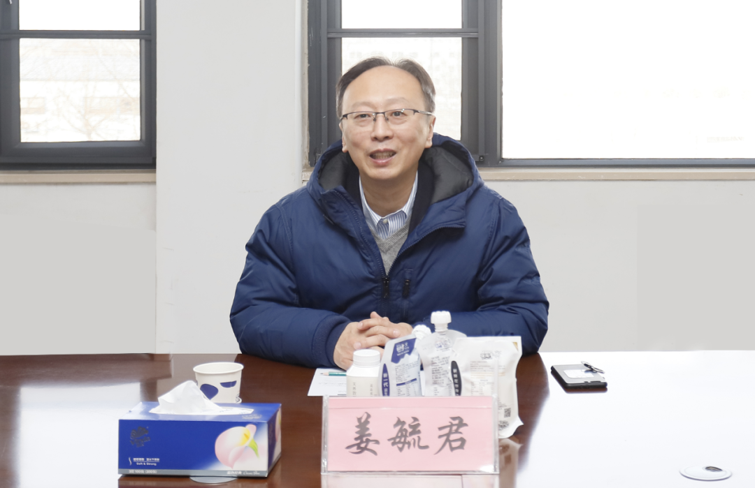 花花牛丨東北農大食品學院院長、中原食品實驗室首席科學家姜毓君教授蒞臨花花牛乳業集團調研